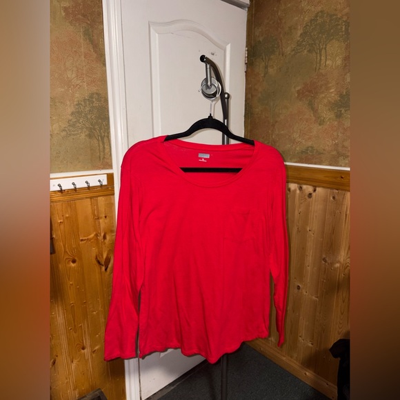 Source Unknown Tops - Red Longsleeve